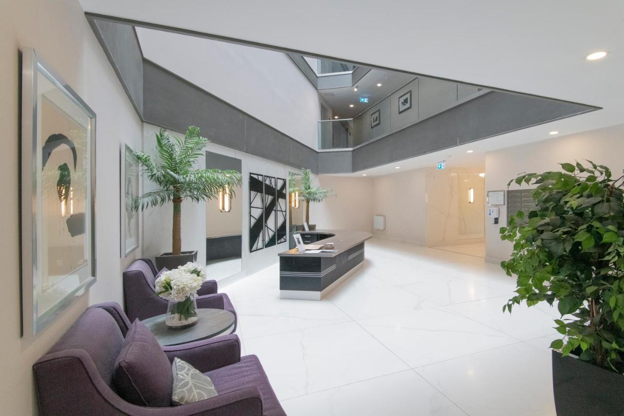 Spacious Apartment With Parking Space, Close To Heathrow, Elizabeth Line And Windsor Maidenhead Zewnętrze zdjęcie